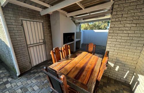 Brackenfell Villa | The Way West Airbnb