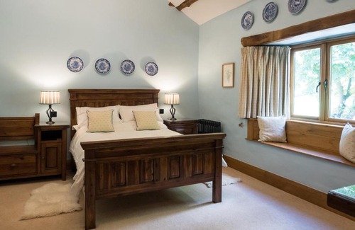 Whitbeck House | The Wayside and Whisky Barn