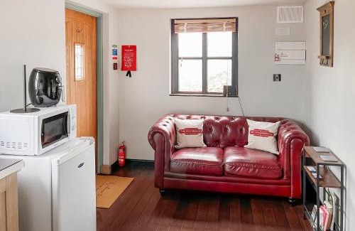 East Drayton House | The Weighbridge