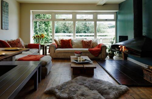 Wick House | The West Barn near Bath, sleeps 24 and 2 hot tubs