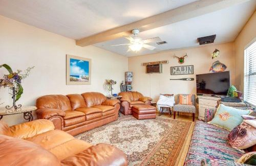 Trinity House | The Whacky Shack Family Cabin with Fire Pit!