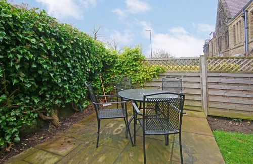 Ilkley Cottage | The Wheatley - a house that sleeps 8 guests in 4 bedrooms