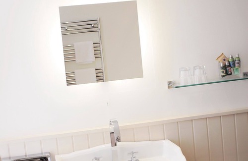 Ben Rhydding Hotel | The Wheatley Arms