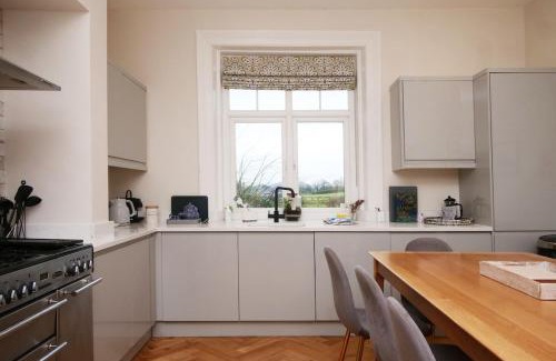 Ben Rhydding House | The Wheatley