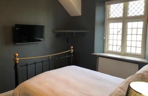 Beetham Hotel | The Wheatsheaf at Beetham