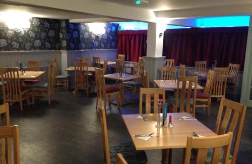 Crick Bed & Breakfast | The Wheatsheaf