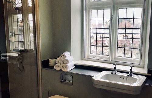 Beetham Hotel | The Wheatsheaf