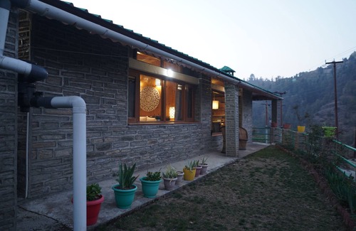 Kaul Apartment | The Whispering Pines