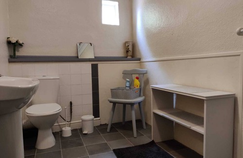 Grantham House | The White Lion