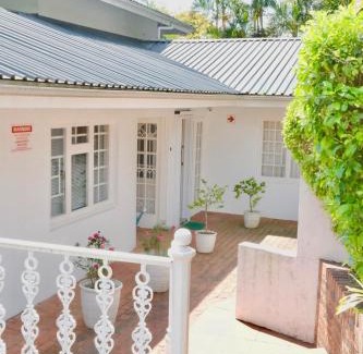 Westville Bed & Breakfast | The Whitehouse Bed and Breakfast