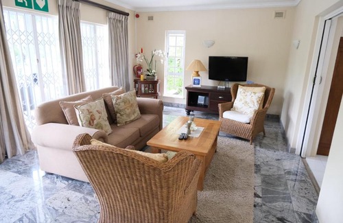 Westville Bed & Breakfast | The Whitehouse Bed and Breakfast