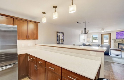 Lake Delton Condo | The Williamson's Waterfront Condo