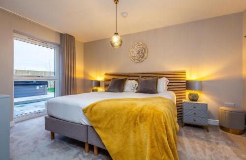 Dunholme House | The Willows, Ashlin Farm Barns