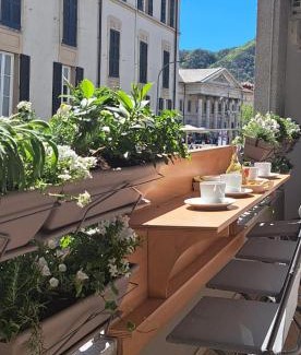 Como Apartment | The window on the theatre and the cathedral - Luxury apartment