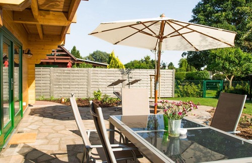 Neukalen House | The Winkler Family