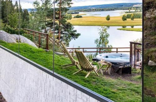 Rlingen Cabin | The WonderInn Mirrored Glass Cabin - Wonderinn Delta