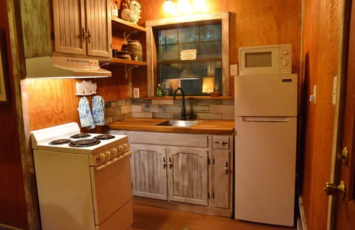 Reliance Cabin | The Woodsman Cabin at Starr Mountain Retreat