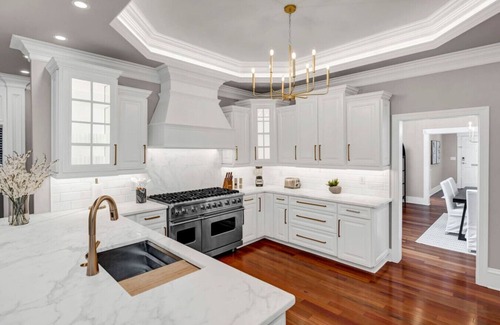 Earlewood House | The Wren + Nest | Main & Guest House | Sleeps 10