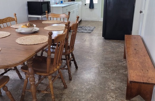 Keene House | The Wrens Nest an Amish Experience. Located minutes from Walnut Creek & Berlin.