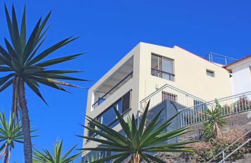 Jardim do Mar House | The Yellow House