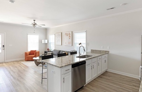 Huntsville Apartment | TheCottages 2BD 5 - Two Bedroom Apartment, Sleeps 4