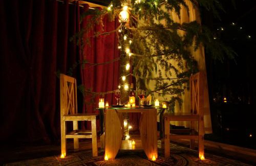 Banjar Apartment | Thecozynest Jacuzzi treehouse