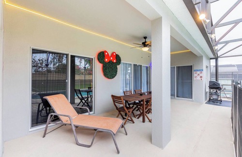 Highgate Park House | Thematic house w/Game Room/PVT Pool and SPA 23021