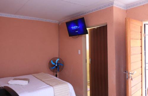 Nelspruit House | Thenjwas Sleep-Over Lodge