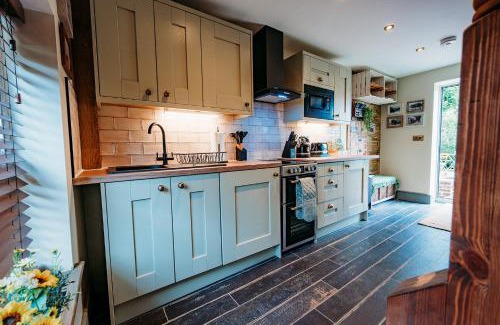 Haxey Apartment | ThePiggery No 14