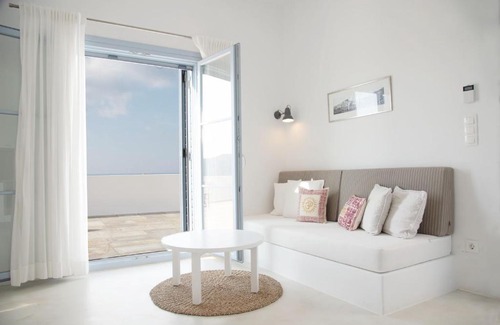 Ios Apartment | Theros apartments 1
