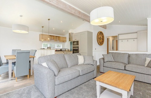 Aysgarth Ski Chalet | These stunning lodges are ultra spacious luxurious lodges designed with couples in mind.