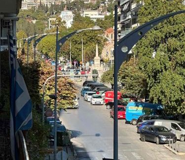 Thessaloniki City Centre Apartment | ThessGuest Apartment #2