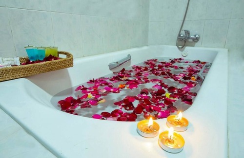 Pyin Oo Lwin Hotel | Thiha Bala Hotel