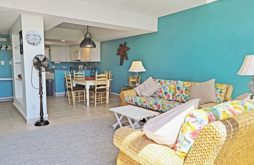 North Litchfield Beach Condo | Third Floor Condo Across from Beach Access, Balcony, Pool, Grill Area, Elevator