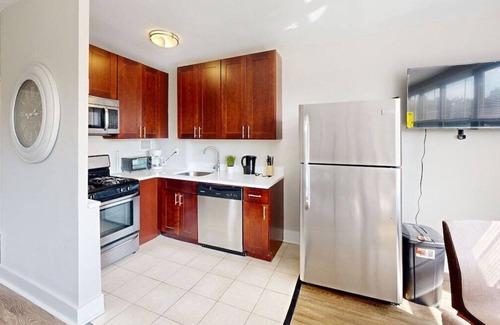Germantown Apartment | This apartment is a 2 bedroom(s), 1 bathrooms, located in Philadelphia, PA.