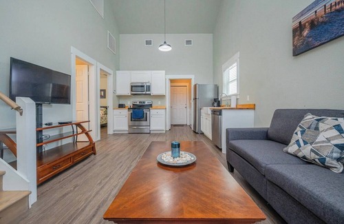 Fulton Cottage | This cottage is a 3 bedroom(s), 2 bathrooms, located in Rockport, TX.