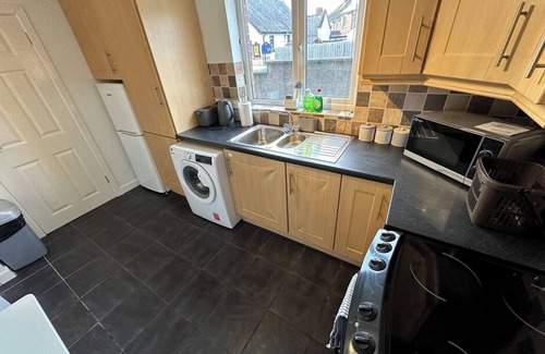 Ormeau House | This house is a 2 bedroom(s), 1 bathrooms, located in Belfast, Northern Ireland.