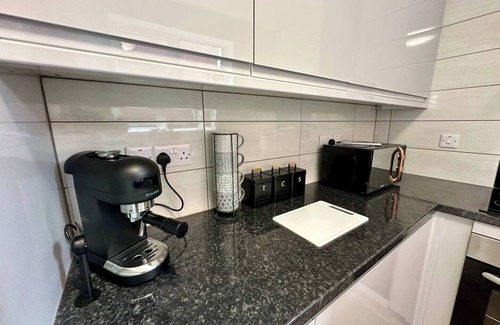 Ormeau House | This house is a 2 bedroom(s), 1 bathrooms, located in Belfast, Northern Ireland.