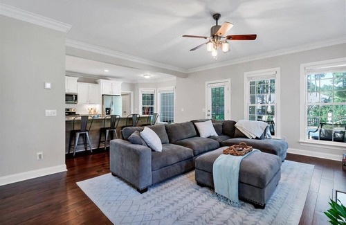 Southern Pines House | This is it! | Pool | Golf | Convenient to Town