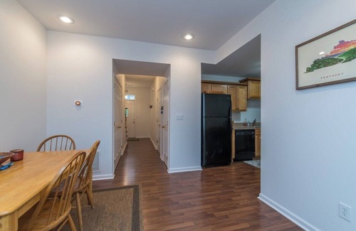 Open Gates House | This townhouse is a 4 bedroom(s), 3 bathrooms, located in Lexington, KY.