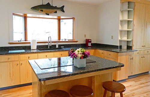 Seal Harbor House | Thistle Dew: Close to Acadia and Just 1,000 Steps from Seal Harbor Beach!