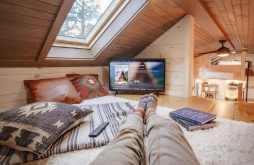 Chester House | Thistle House at Camp Greenwood Vermont with Sauna