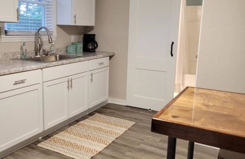 Jefferson Cottage | THREE BEDROOM COTTAGE ACROSS FROM NATIONAL HISTORIC LANDMARK AZTALAN MOUNDS