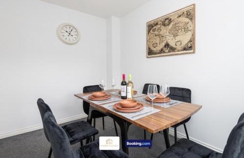 Ashford House | Three Bedroom House By The Yuma Homes Short Lets & Serviced Accommodation In Ashford With Free Wifi & Free Parking