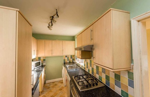 Dover House | Three bedroom house close to dover ferry and dover priory station
