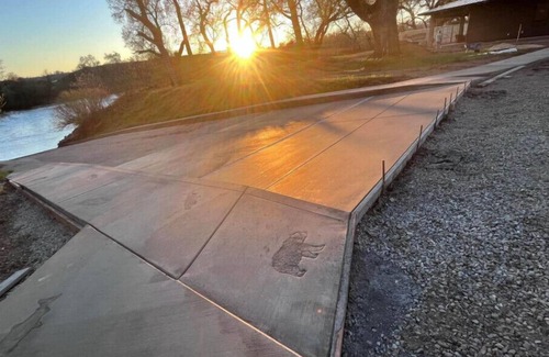 Pacheco House | Three Bedroom with private river access