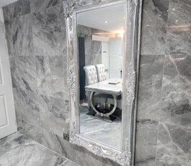 Belfast City Centre House | Three bedrooms Luxury City Centre Home