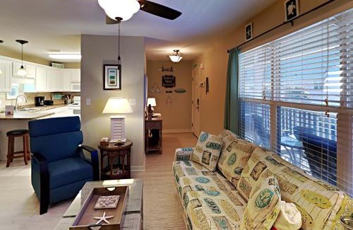 Gulf Shores Apartment | Three Cs #201