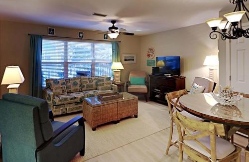 Gulf Shores Apartment | Three Cs #201