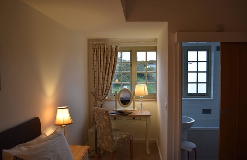 Barry Hotel | Three Horseshoes